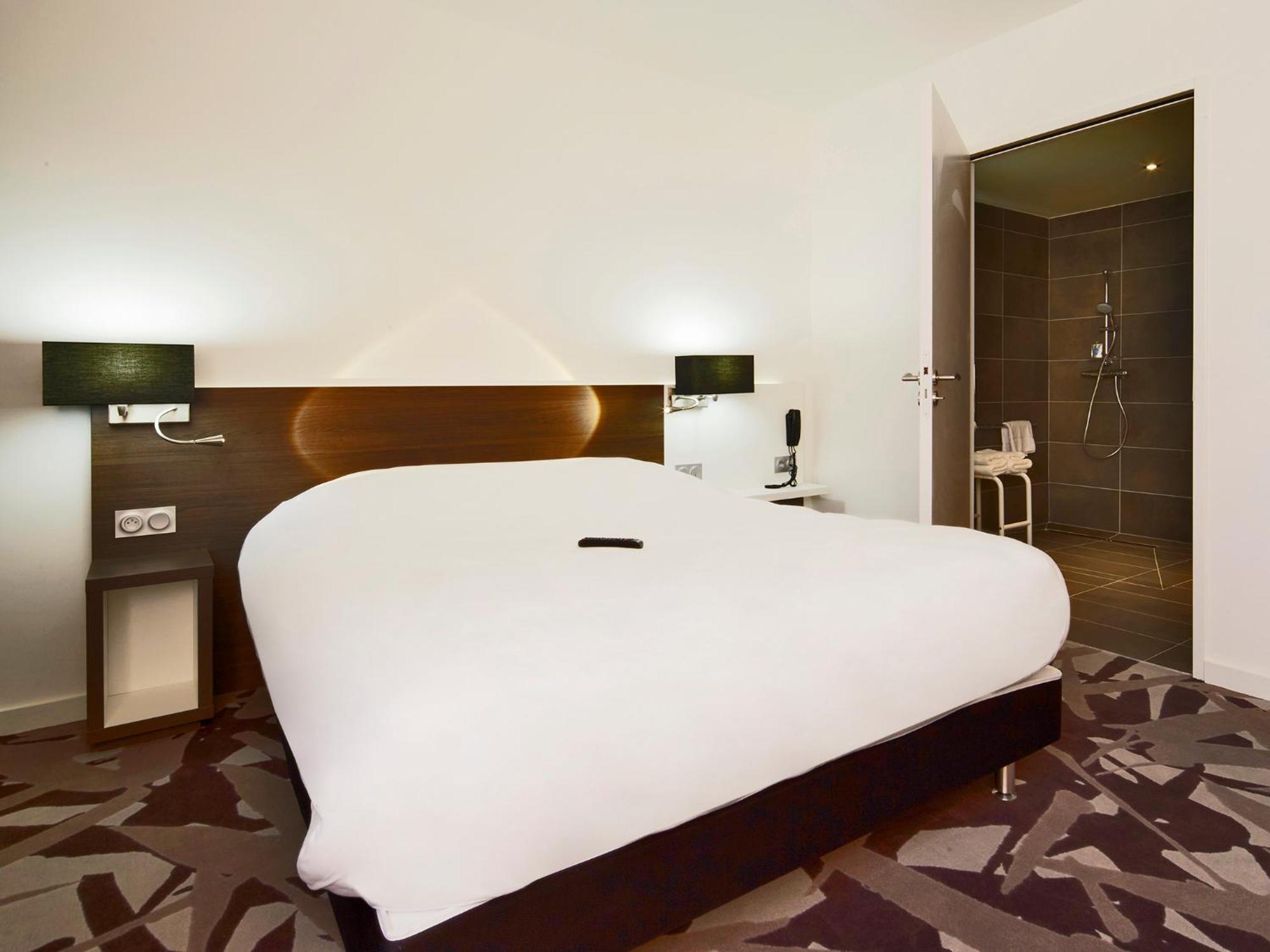 Fitup Room 1 Double Bed,1279331749:JPEG