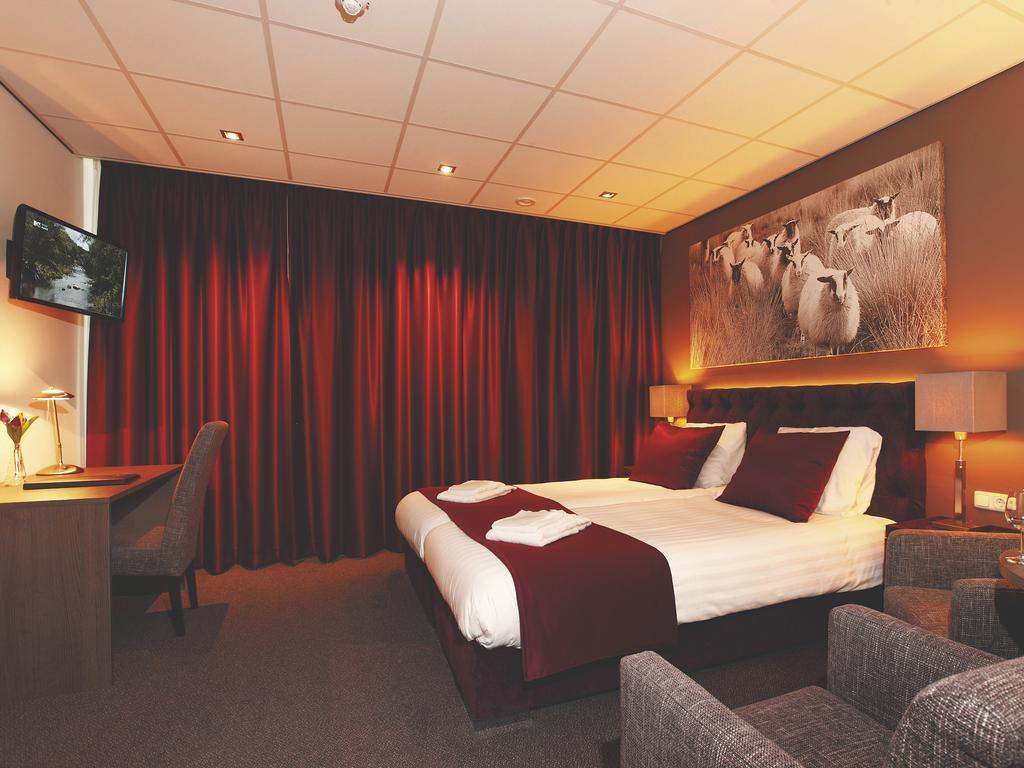 Deluxe Suite,211843892:JPEG