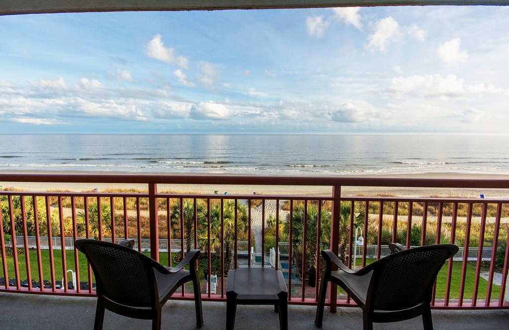 Oceanfront One Bedroom Suite