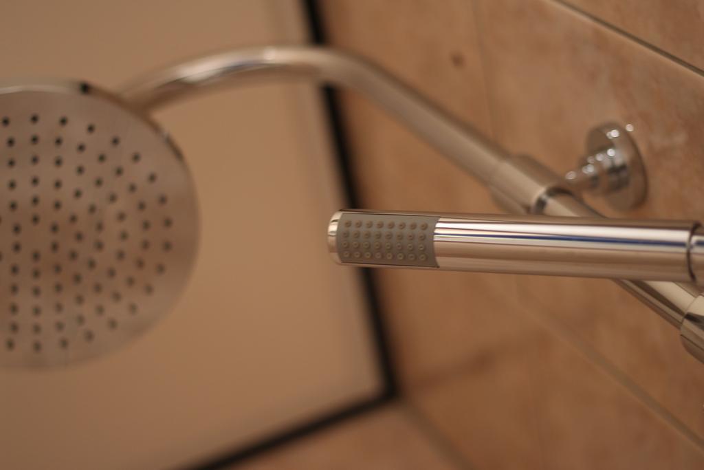 Kleinere Budget Tweepersoonskamer met Regendouche