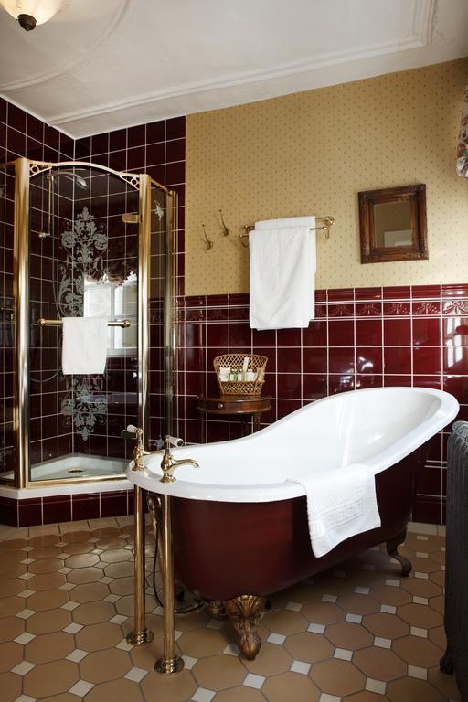 Large Double Room,525613683:JPEG