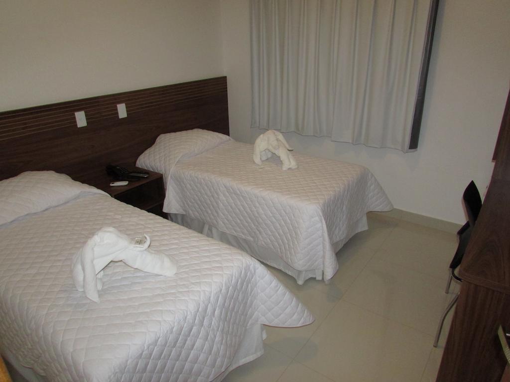Quarto Deluxe com 2 Camas de Solteiro