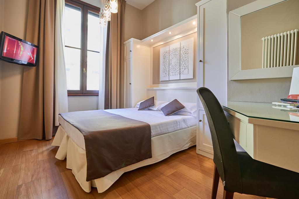 Single Room,1209468769:JPEG