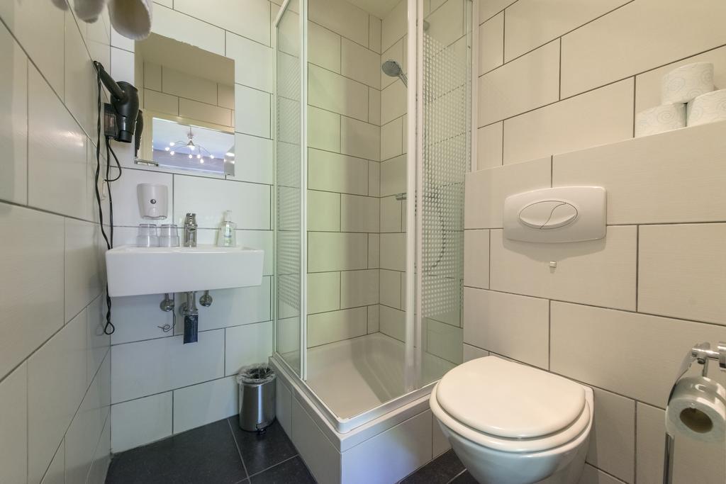 Double Room Private Bathroom,998521668:JPEG