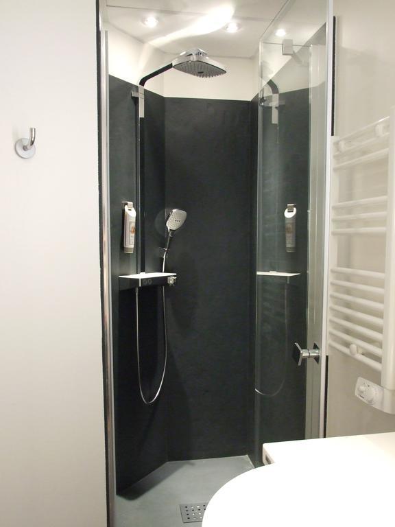 Chambre Standard avec 1 Lit Double et 1 Canapé-Lit Double