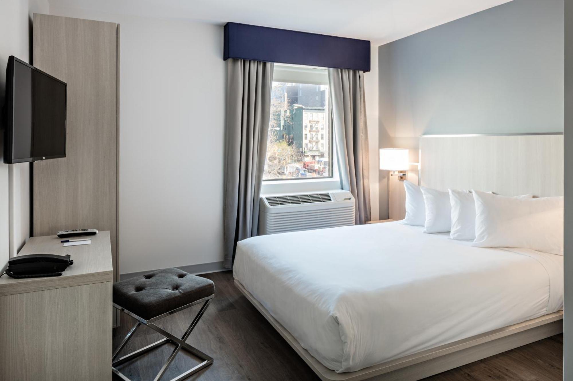 Quarto Gatsby Deluxe com Cama Queen-size