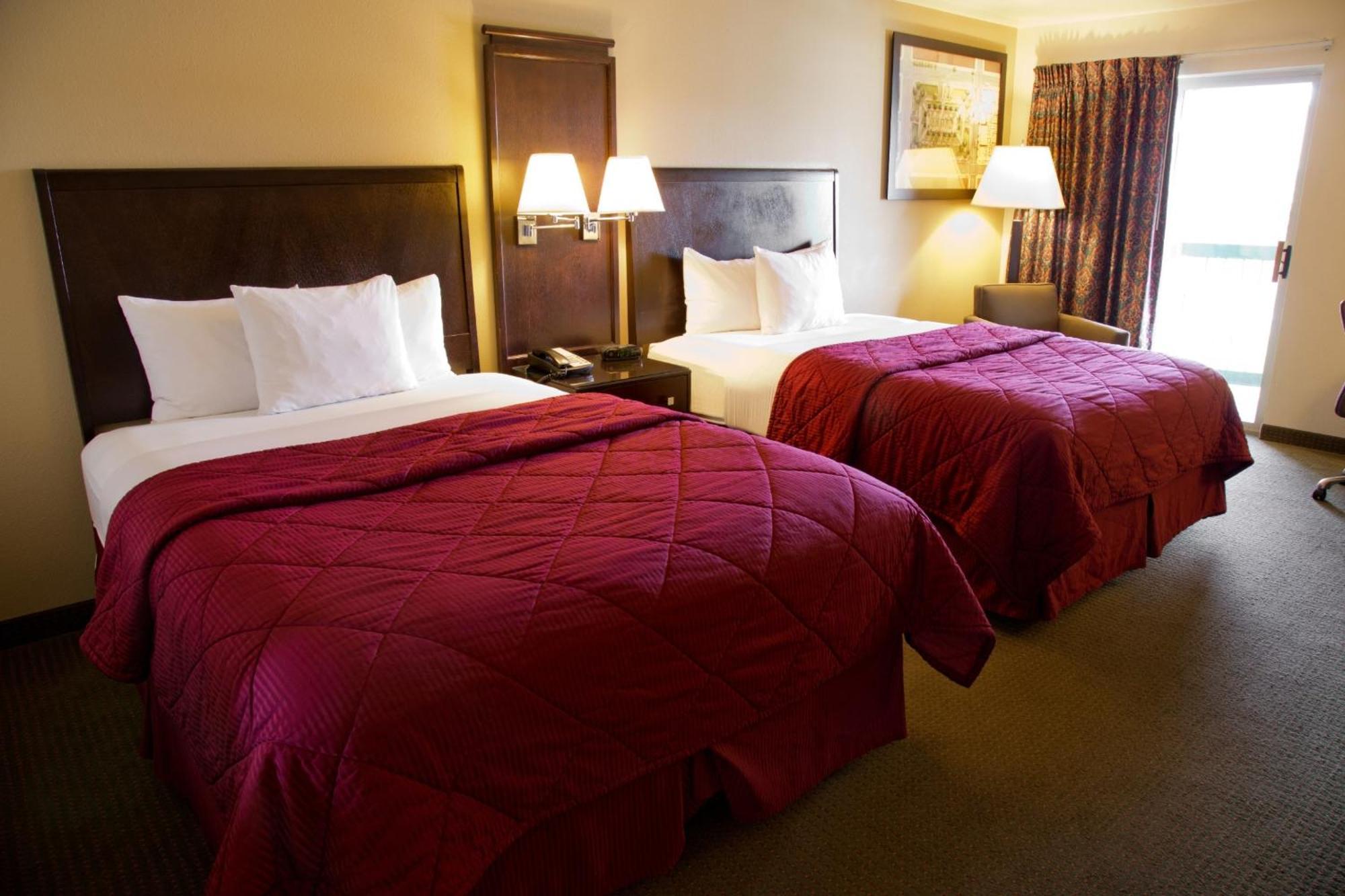 Queen Room with Two Queen Beds with Balcony - Non-Smoking / No Pets Allowed