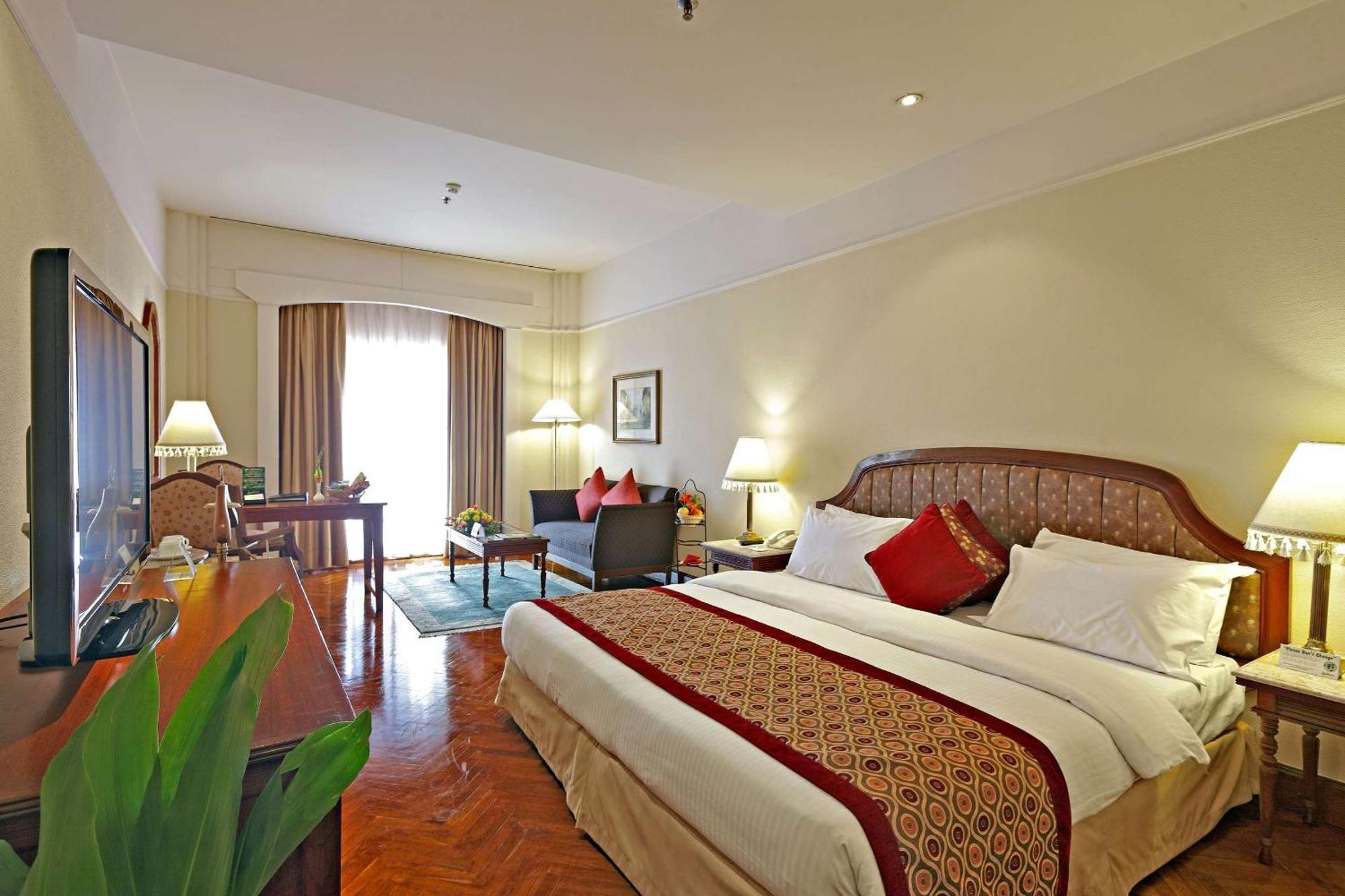 Business Double or Twin Room,1163791275:JPEG