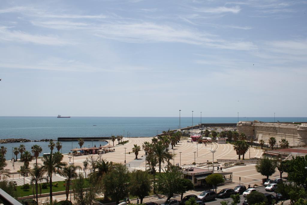 Deluxe Double Room with Balcony and Sea View
