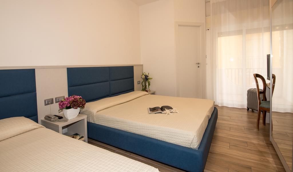 Dreibettzimmer