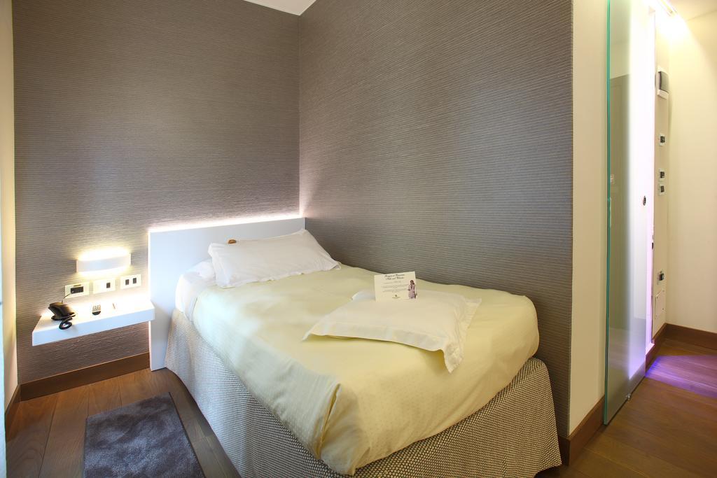Superior Single Room,377049556:JPEG