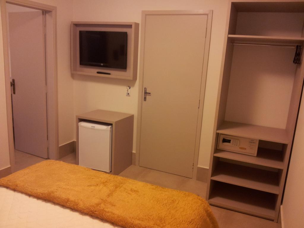 Quarto Duplo Standard