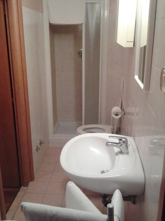 Standard Twin Room,51177970:JPEG