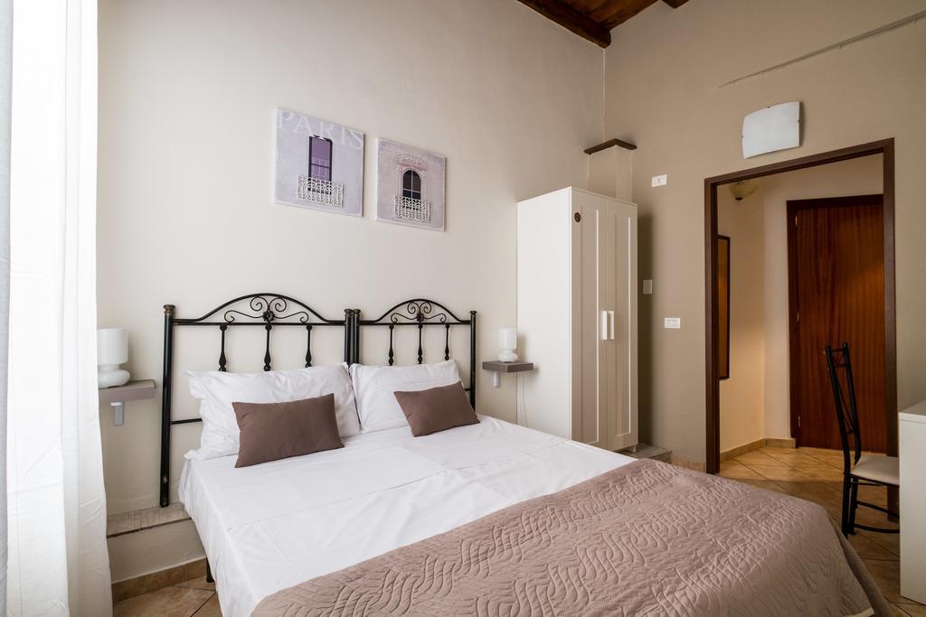 Double or Twin Room,398351427:JPEG