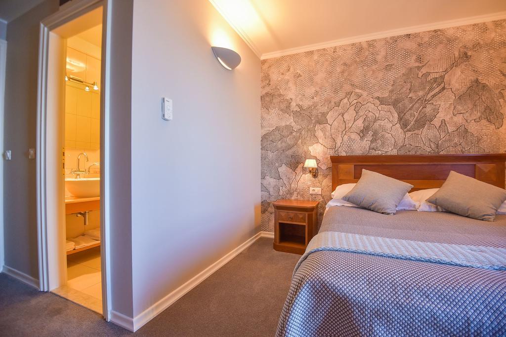 Doppelzimmer mit Balkon