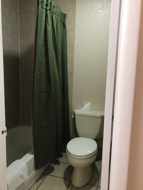 Quarto Queen com 2 Camas Queen-Size - Não Fumantes