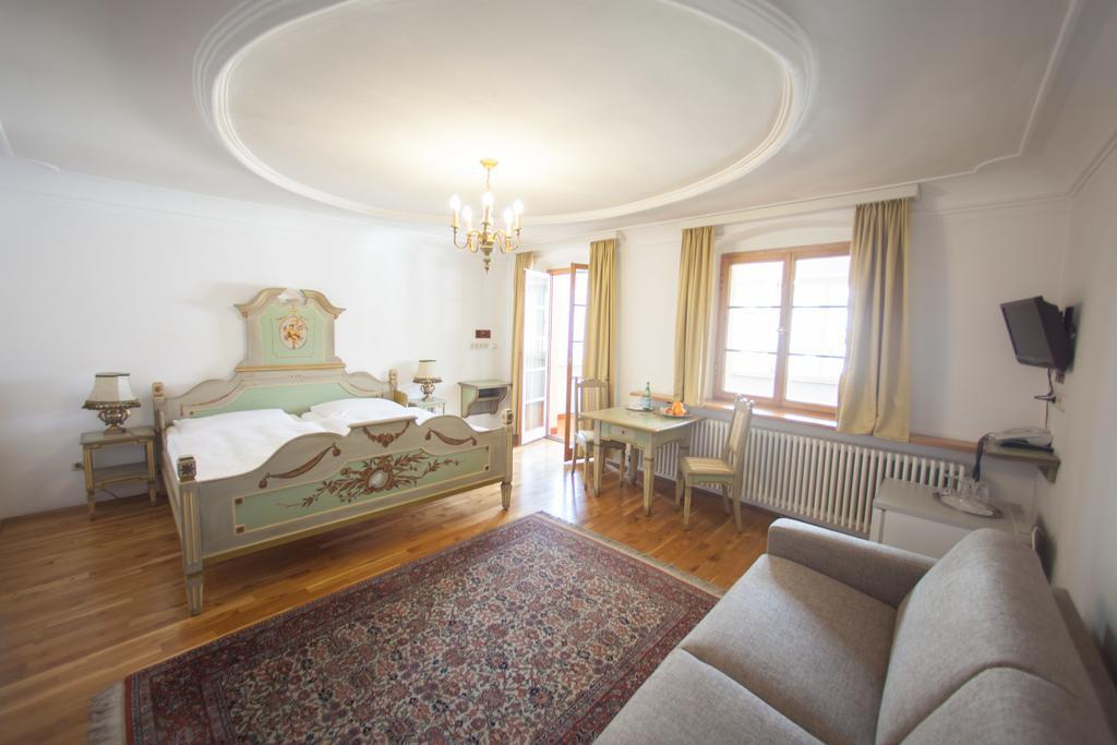 Superior Double Room,1580156265:JPEG