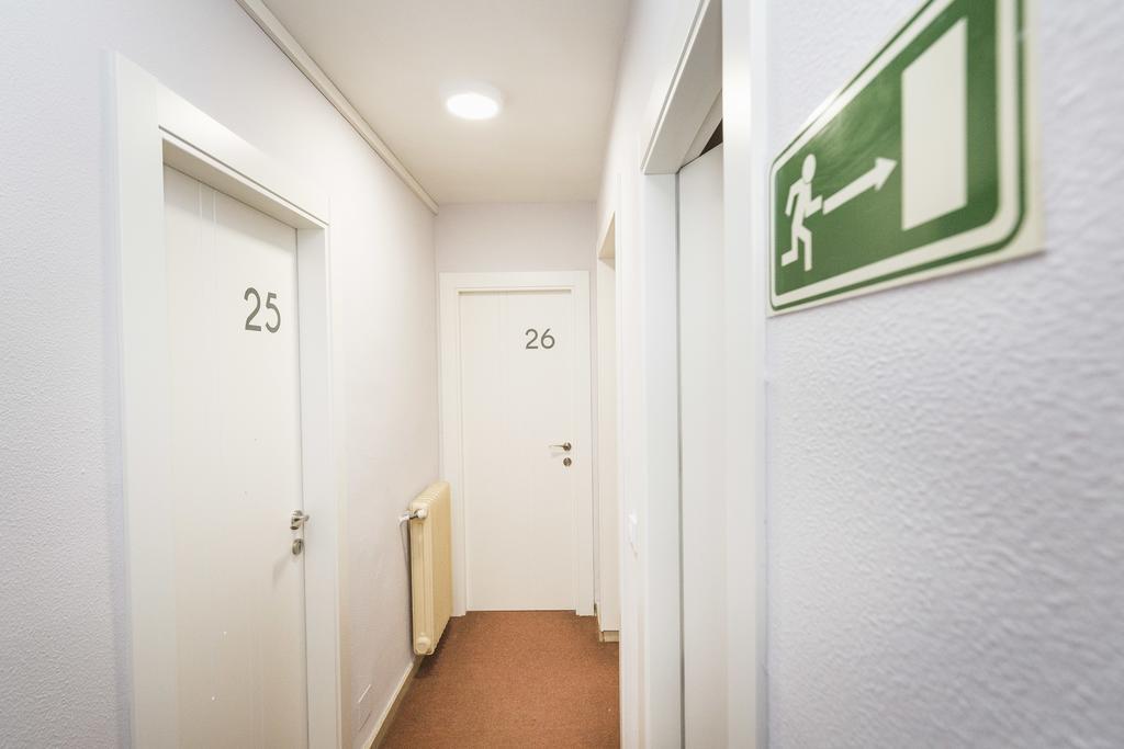 Habitación Individual Estándar con baño compartido