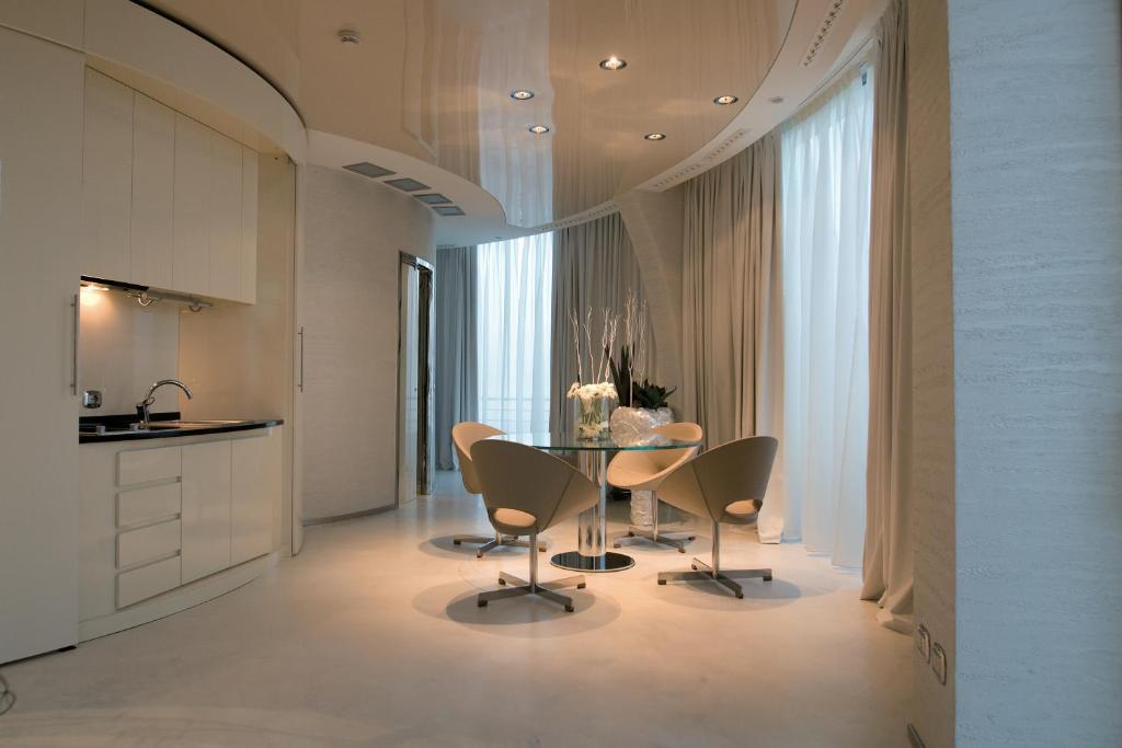 Luxuriöse Suite mit 2 Schlafzimmern - auf 2 Ebenen mit Meerblick
