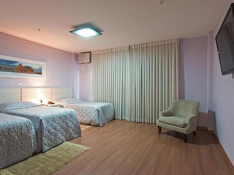 Quarto Triplo Luxo