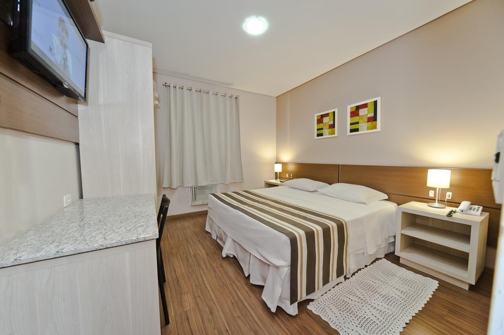 Quarto Superior com 2 Camas de Solteiro