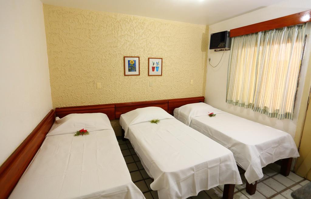 Quarto Triplo Básico