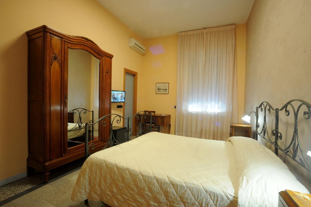 Double Room,442493013:JPEG