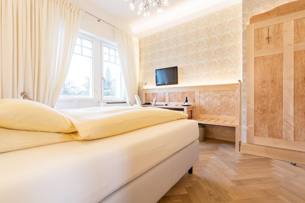Single Room,135386010:JPEG