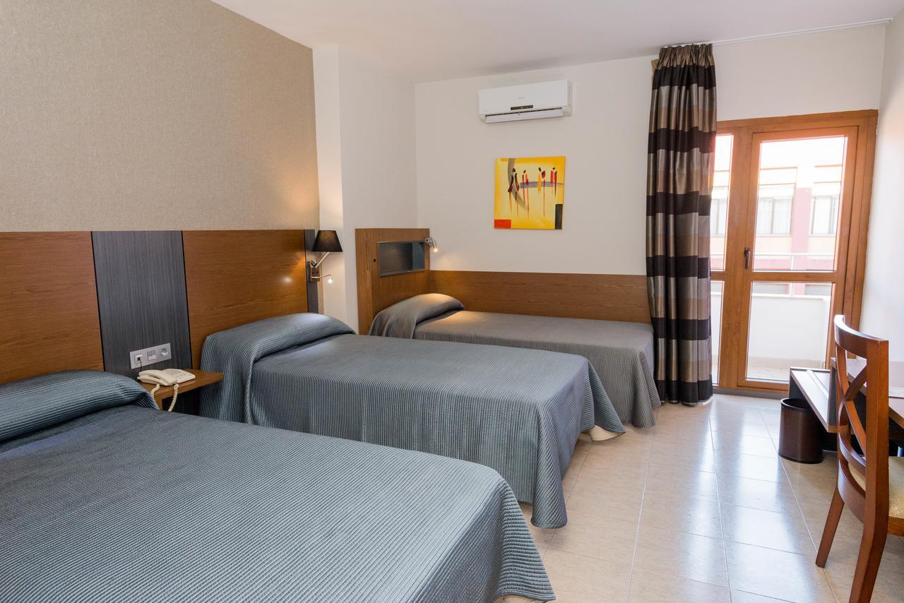 Triple Room,1709839661:JPEG