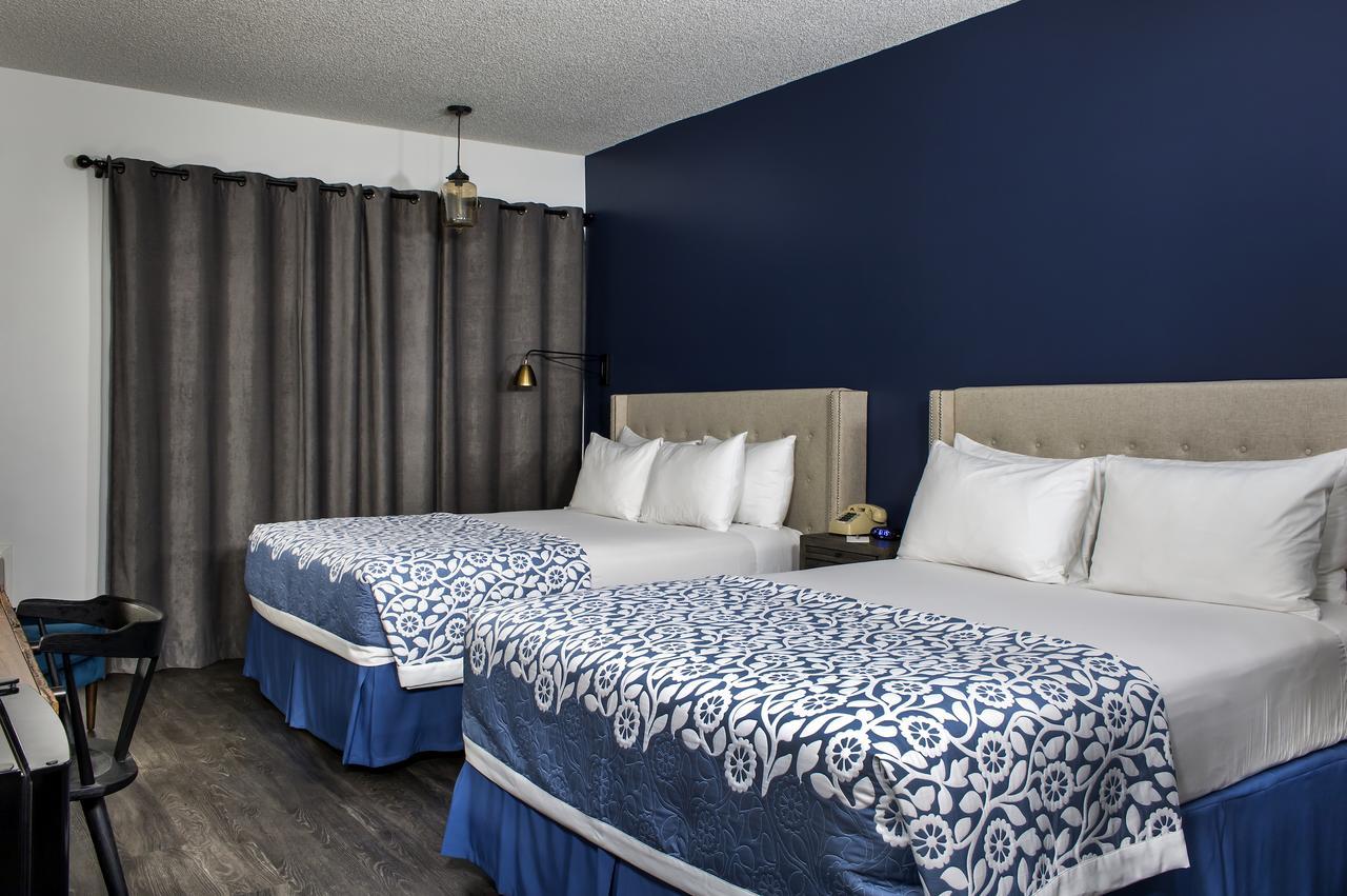 Double Queen Room with Balcony/Patio