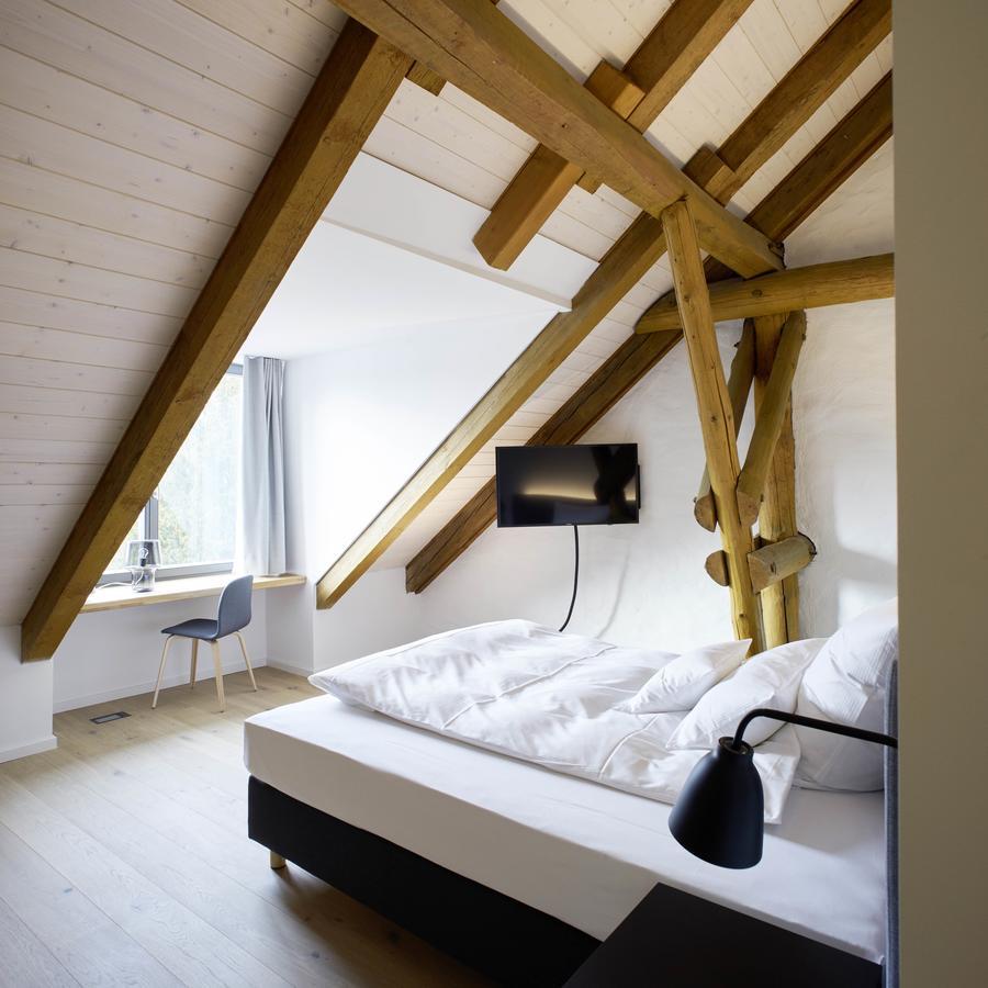 Doppel- oder Zweibettzimmer