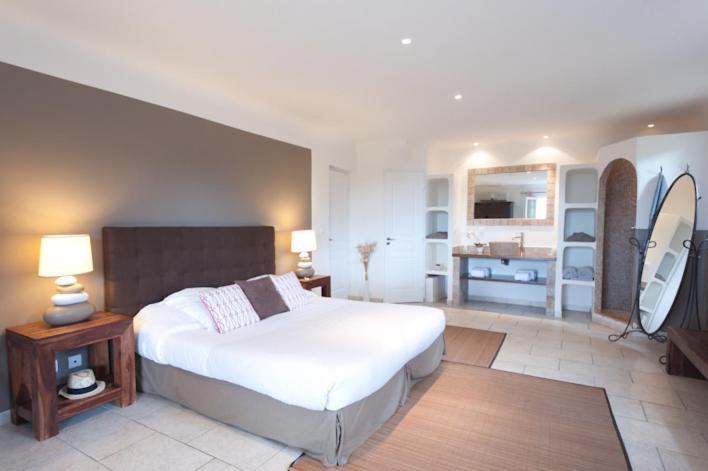Chambre Double ou Lits Jumeaux Standard avec Terrasse - Vue sur Mer