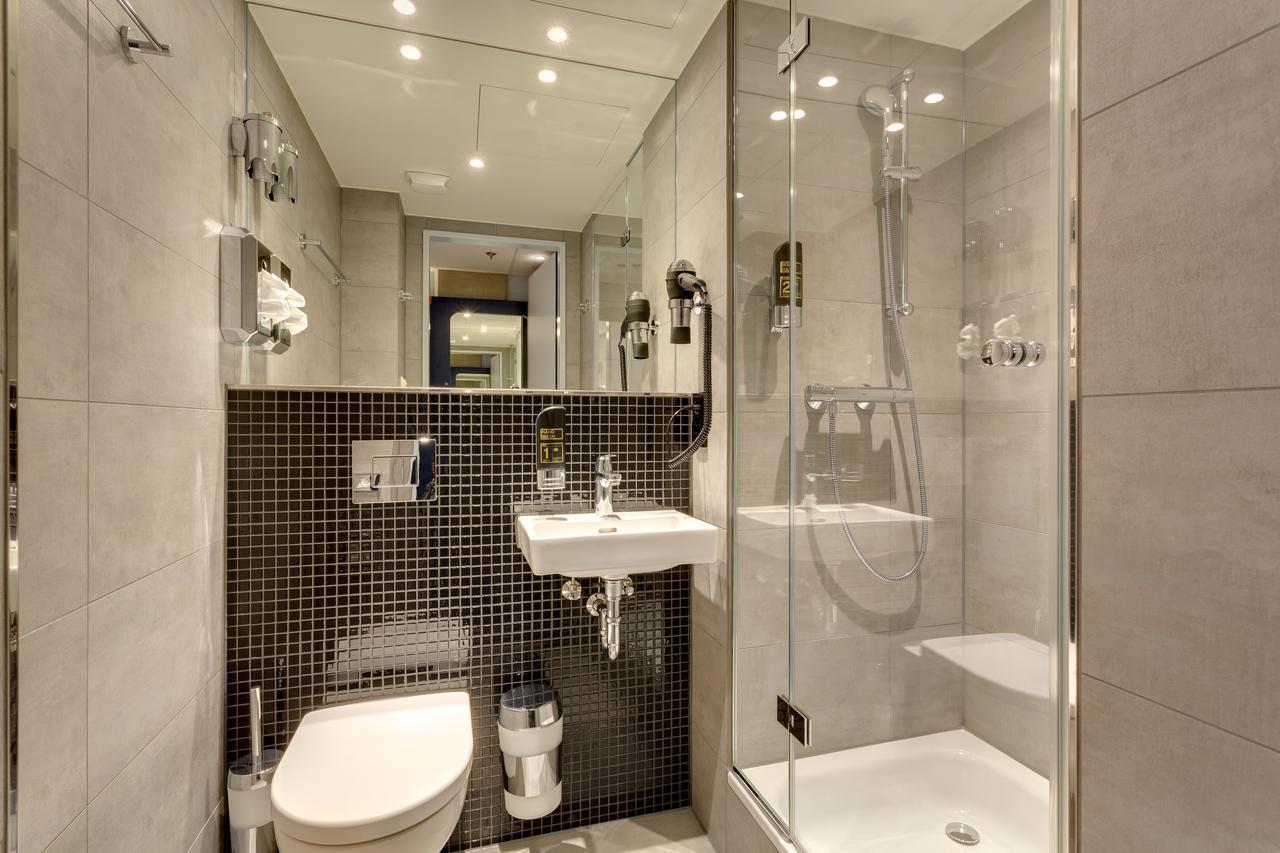 Sechsbettzimmer