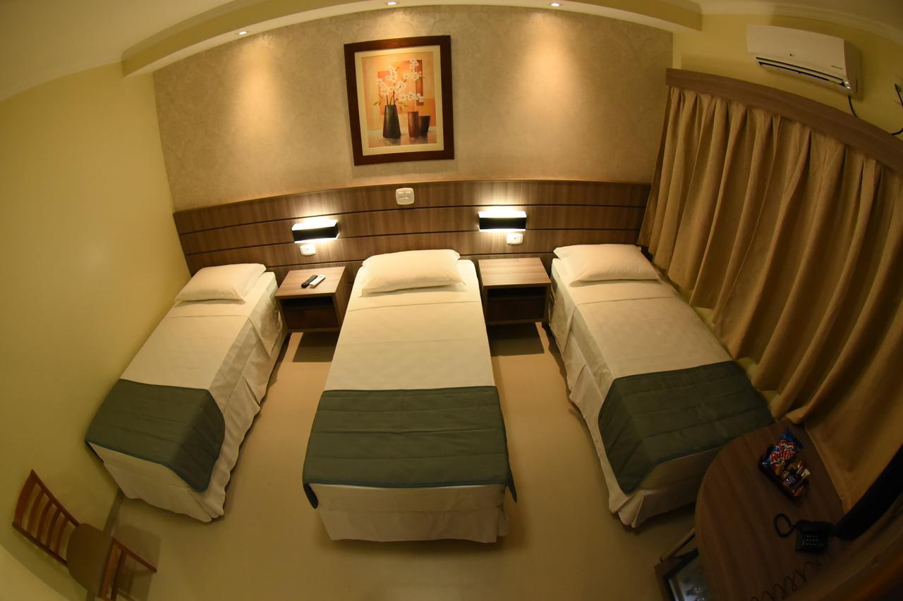 Quarto Triplo Standard