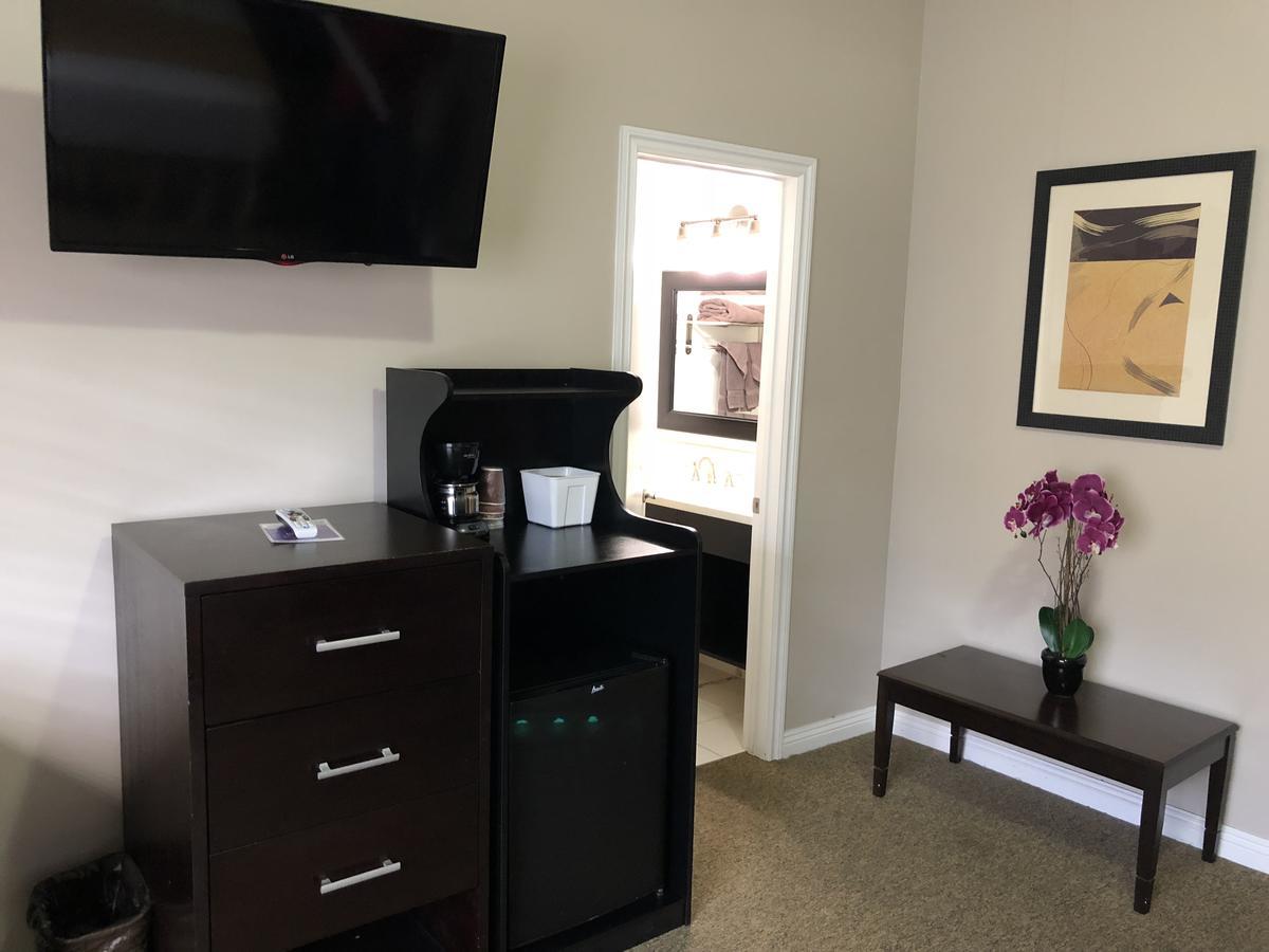 Queen Room - Disability Access