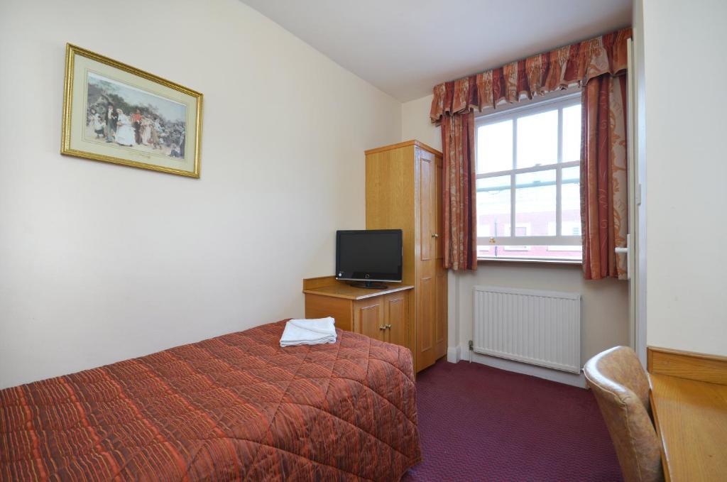Single Room,1580309683:JPEG