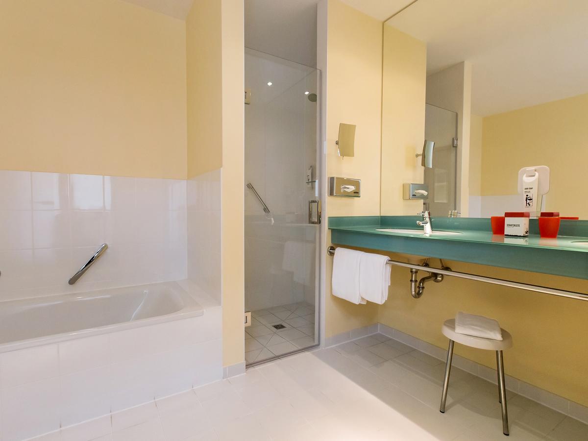 Junior Suite,641722281:JPEG