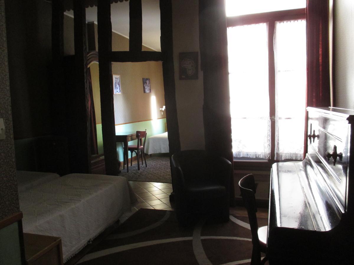 Vierbettzimmer (Check-in nach 21:00 Uhr nicht möglich)