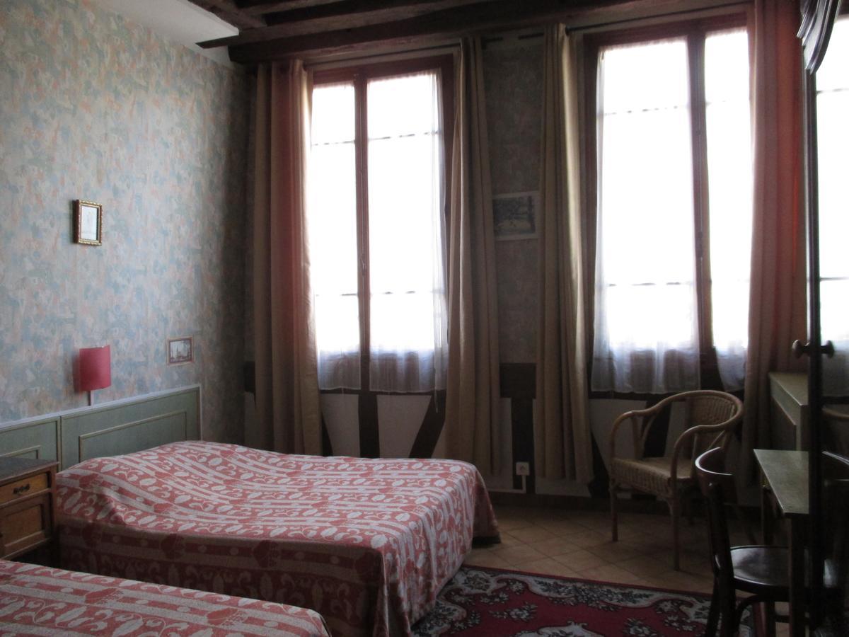 Zweibettzimmer (Check-in nach 21:00 Uhr nicht möglich)