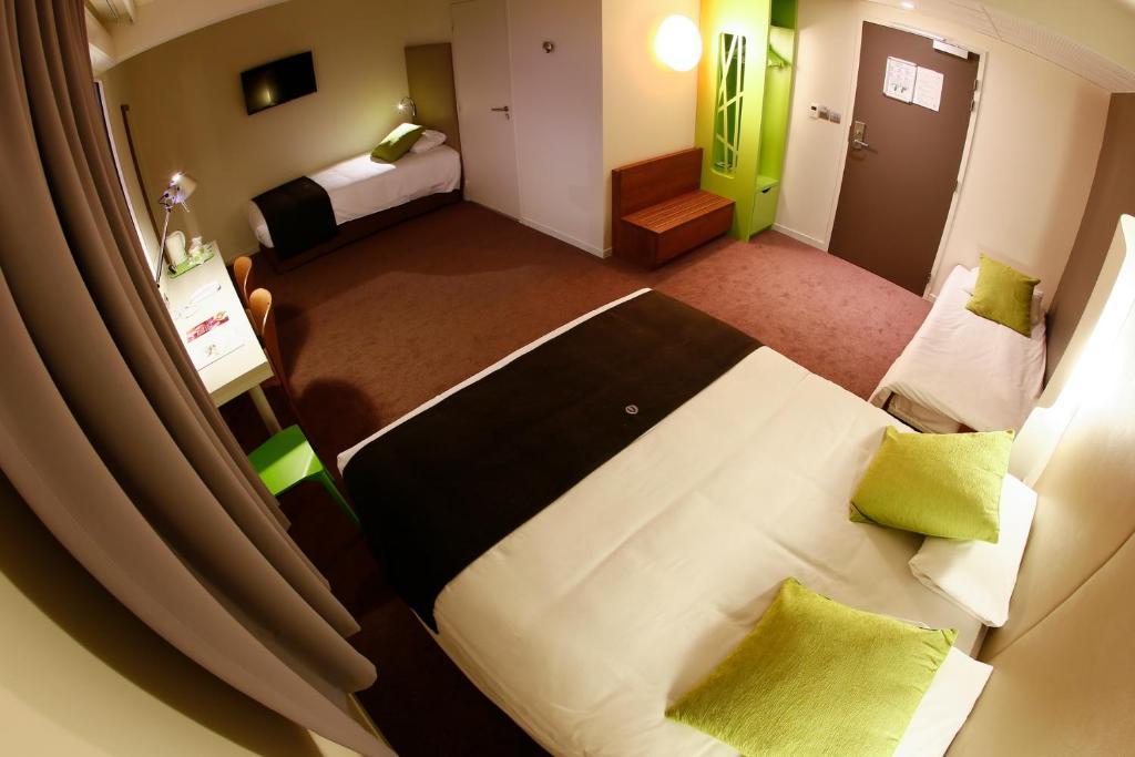 Standaard Kamer met 3 Eenpersoonsbedden