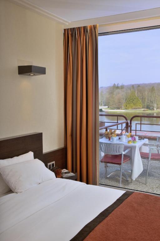 Chambre Confort Double/Lits Jumeaux Vue Lac