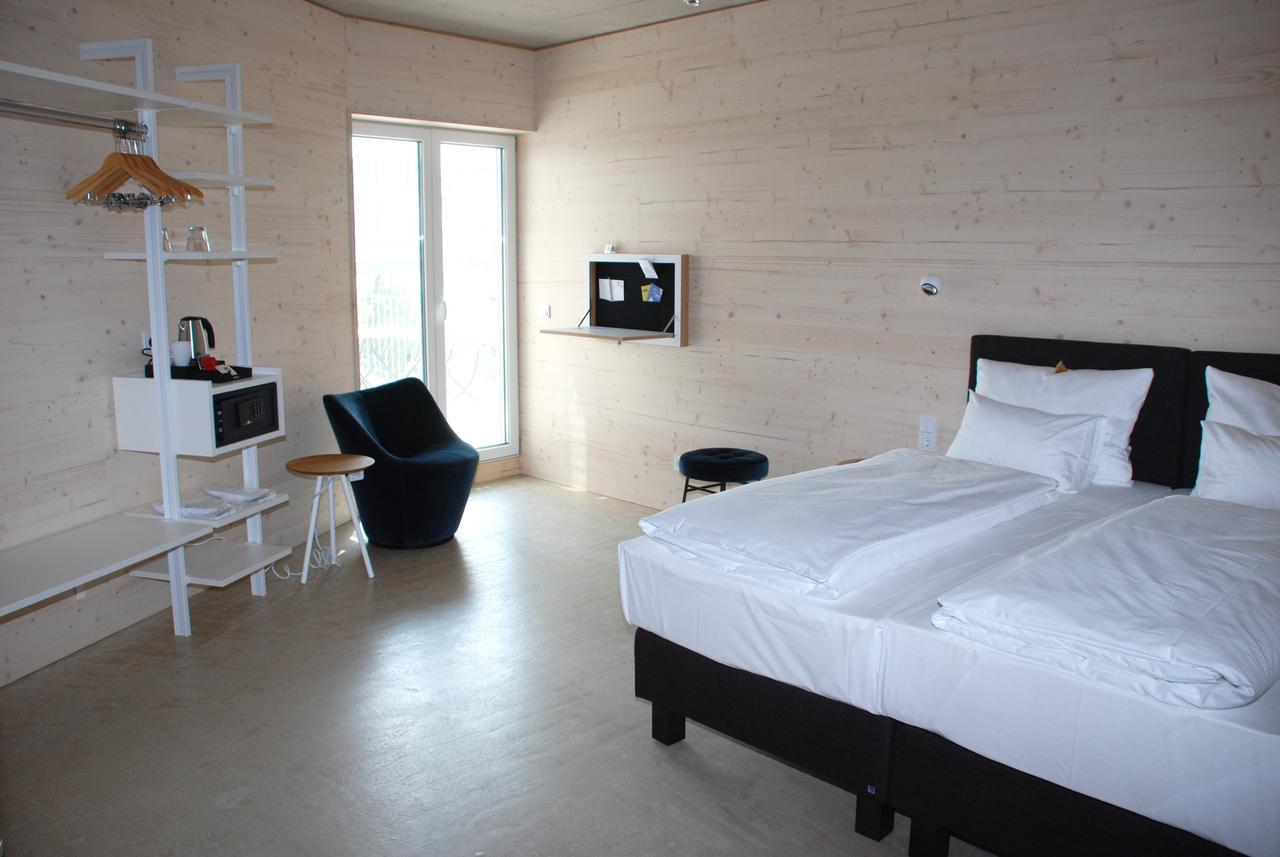 Doppelzimmer mit Balkon