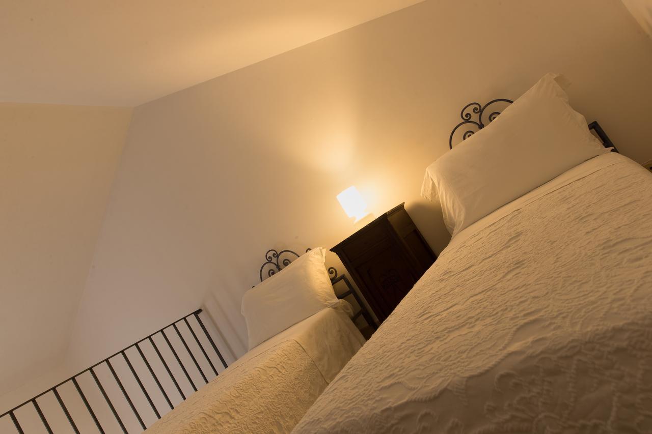 Superior Deluxe Quadruple Room,1498781641:JPEG