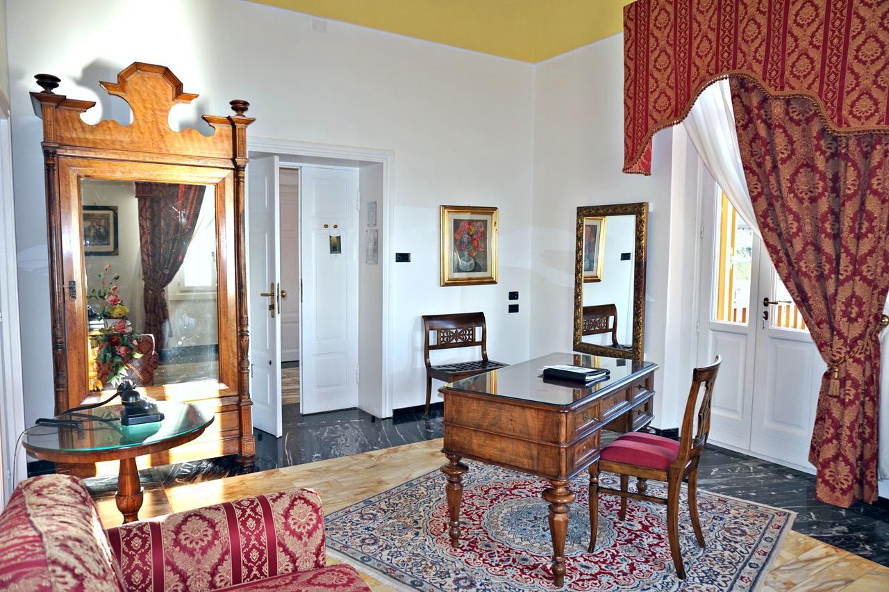 Suite con Balcone e Vista Mare