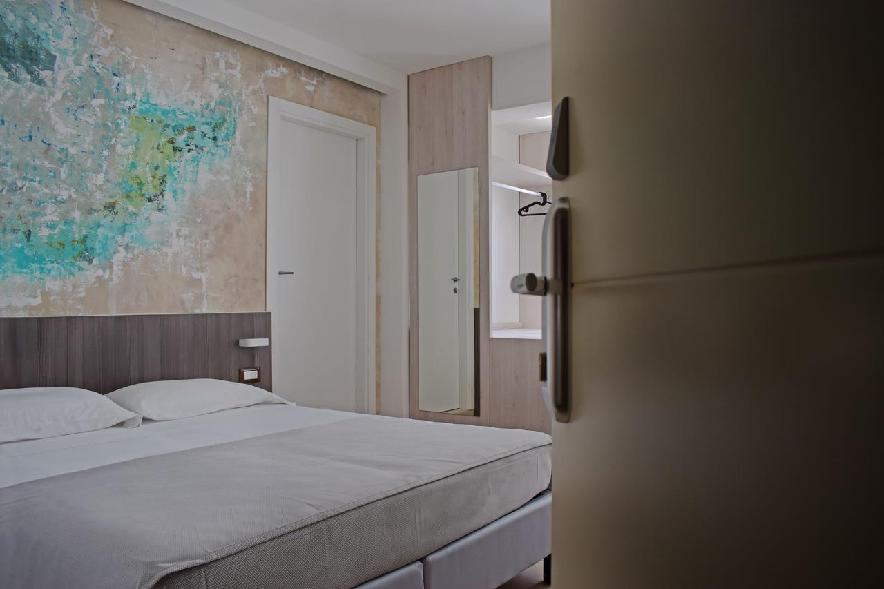 Standard Double Room,1589515662:JPEG