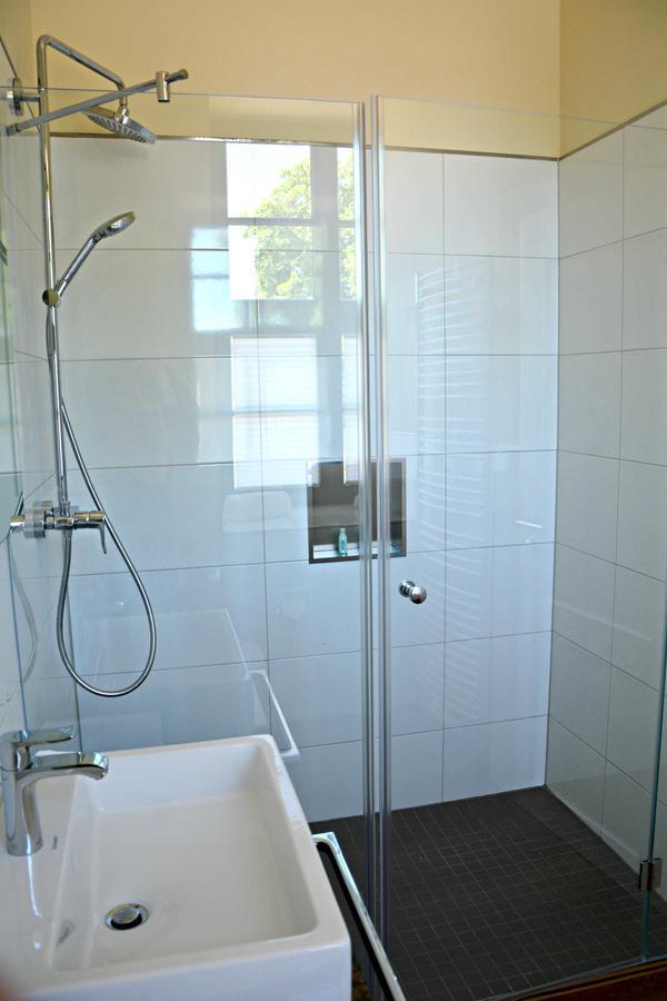 Standard Doppelzimmer mit Dusche