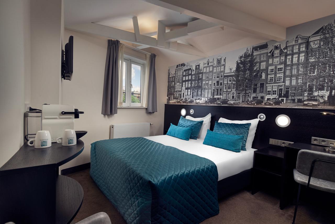 Twin Room with Canal View
