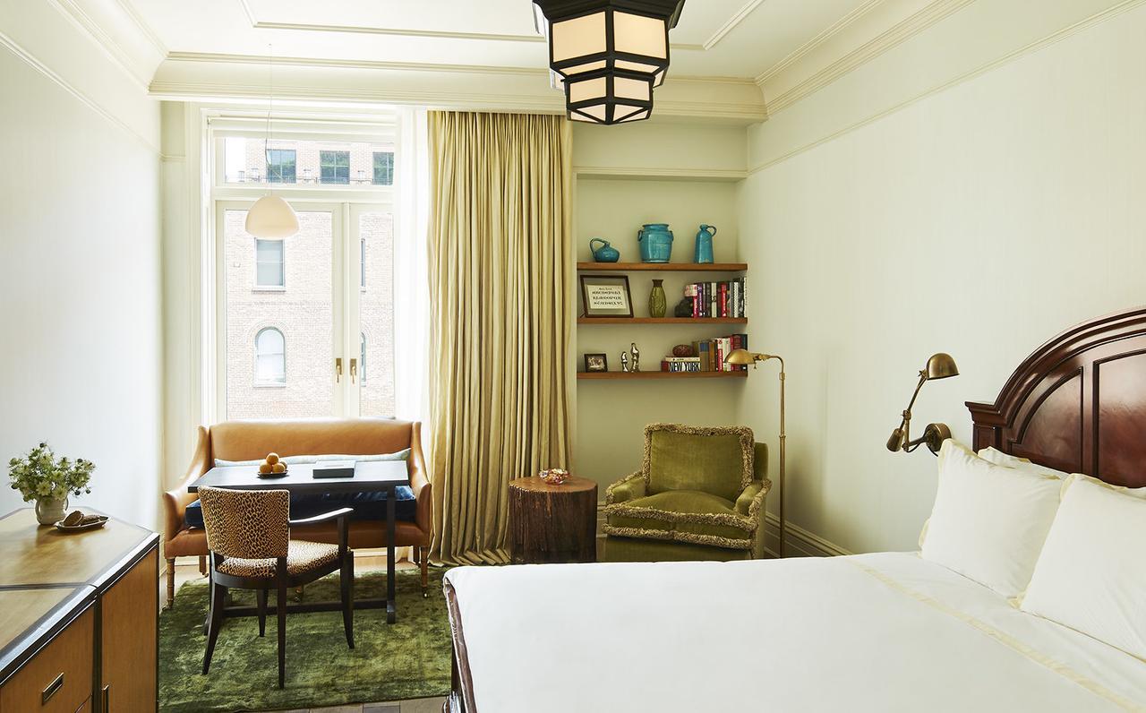 King Room with Roll-In Shower - Disability Access