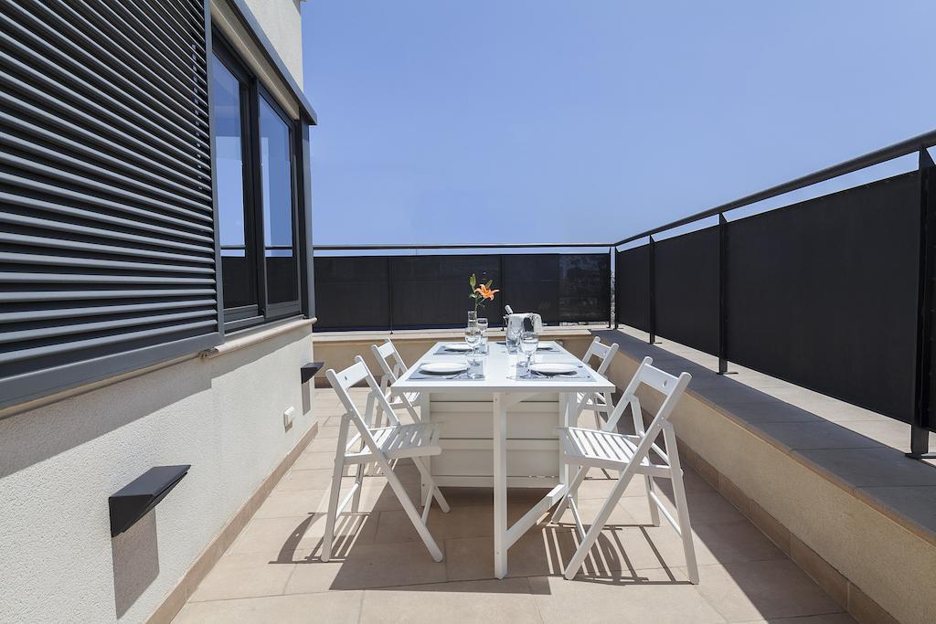 Apartamento de 2 dormitorios con terraza