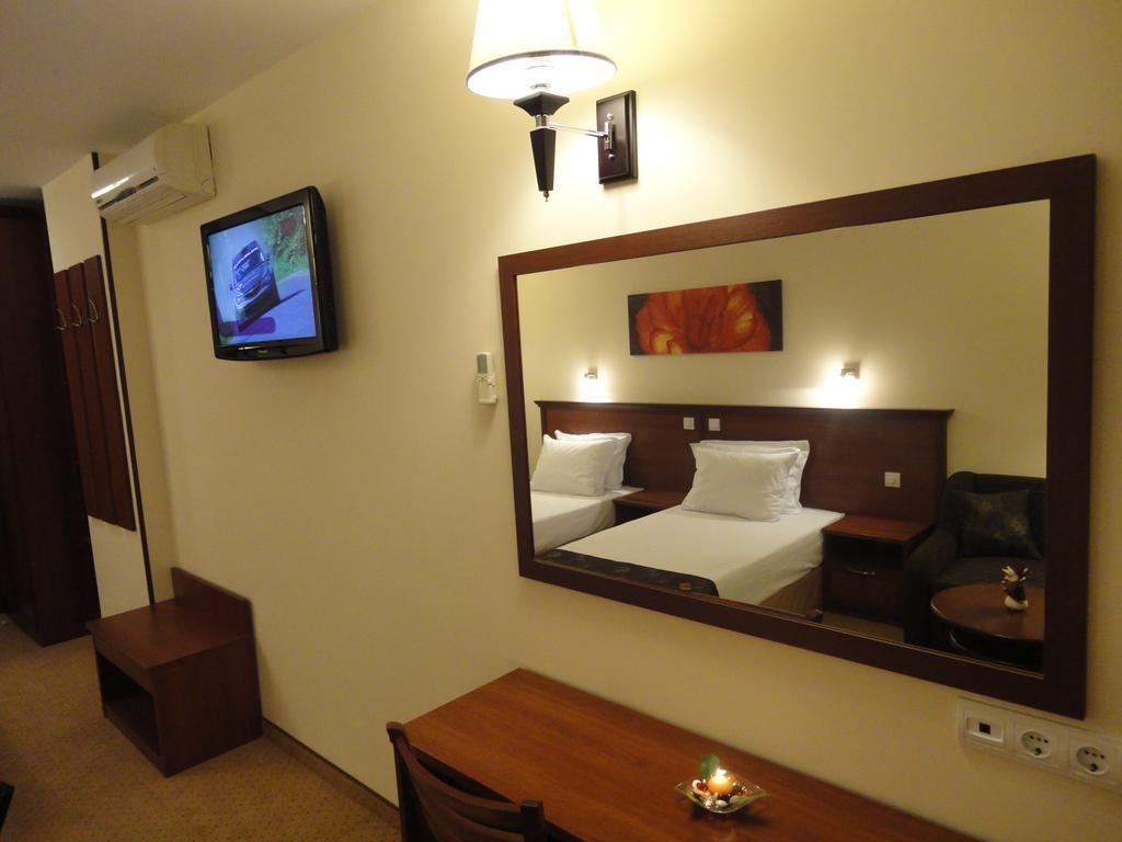 Standard Twin Room,67170709:JPEG